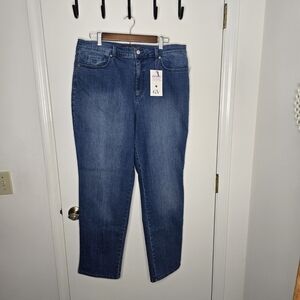 Gloria Vanderbilt Classic Amanda Straight Leg Blue Jeans Size 16 NWT
